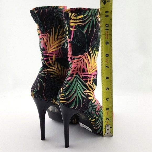 Call It Spring Hailassi Stiletto Heel Tropical Print Ankle  Pull On Boots Sz 6 - Picture 14 of 14